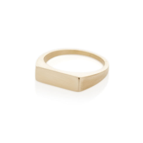 Rectangle Signet Ring in Yellow Gold